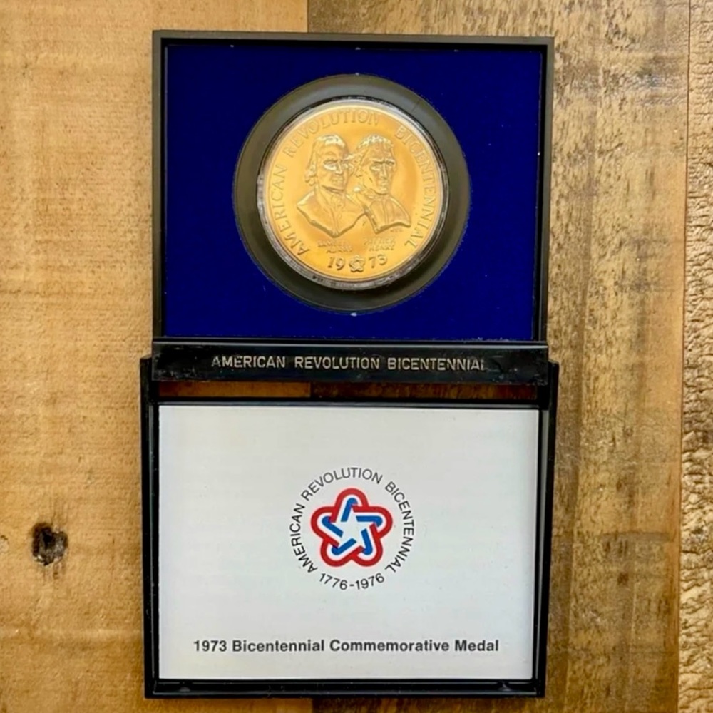 1973 American Revolution Bicentennial Commemorative Medal